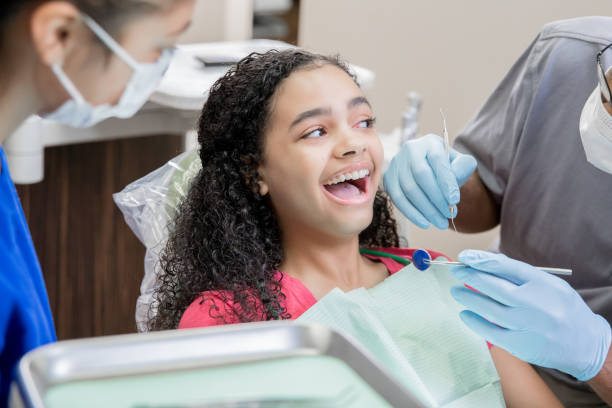Best Knocked-Out Tooth Emergency  in Clintonville, WI